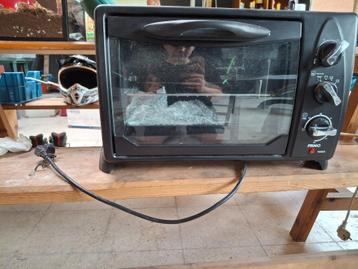 Een oven beschikbaar voor biedingen