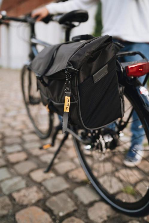 DEW universele en waterdichte tas MOKE, Handtassen en Accessoires, Tassen | Rugtassen, Zo goed als nieuw, Waterdicht, Ophalen of Verzenden