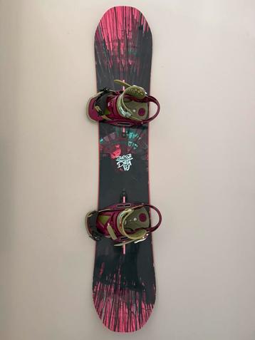Burton Déjà-Vu Flying-V 149 snowboard voor vrouwen beschikbaar voor biedingen