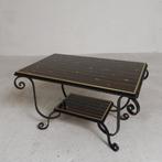 Vintage salontafel met 2 glazen bladen met 50s print, Verzenden