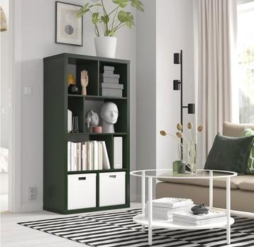 4 maal nieuwe model Kallax in groen. beschikbaar voor biedingen