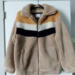 Veste femme teddy Bershka, Beige, Taille 38/40 (M), Porté, Enlèvement