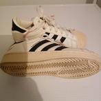 Adidas SuperStar, pointure 33, Kleding | Dames, Schoenen, Ophalen, Nieuw