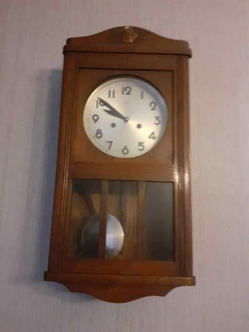 Wandklok  beschikbaar voor biedingen