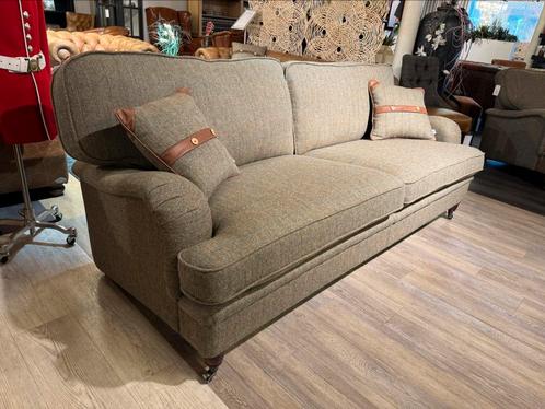 KLASSIEK CHESTERFIELD BANK STOF WALTON HARRIS TWEED of LEER, Huis en Inrichting, Zetels | Zetels, Stof, Ophalen of Verzenden