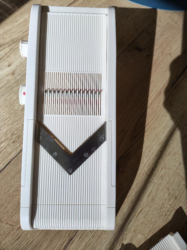 Mandoline Tupperware, Ophalen, Zo goed als nieuw, Rood, Overige typen