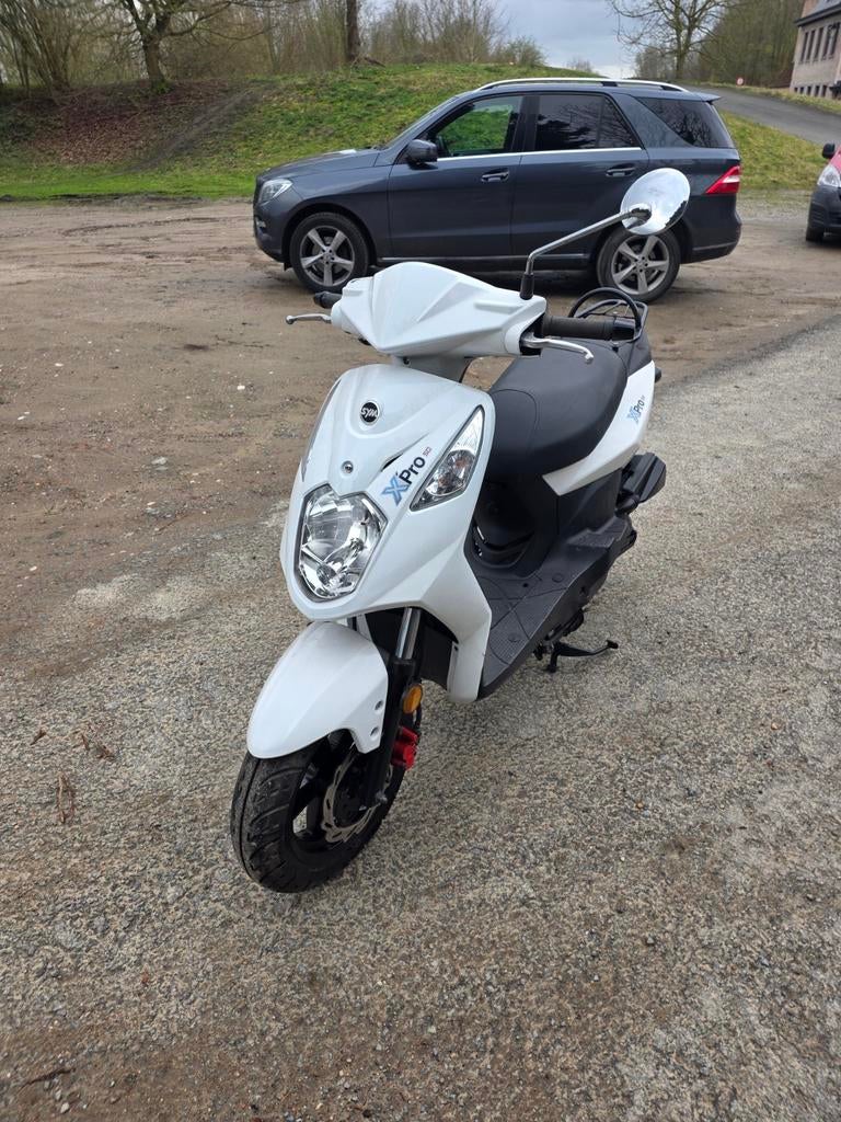 Scooter sym xpro B klasse, Fietsen en Brommers, Ophalen of Verzenden