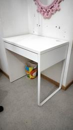 Ikea Mike bureau, Huis en Inrichting, Bureaus, Ophalen, Zo goed als nieuw, Bureau