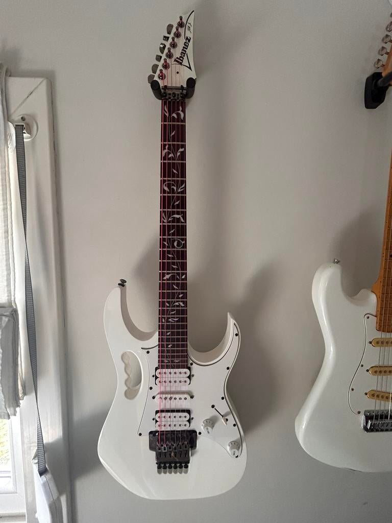 Ibanez jem jr nieuwstaat, Musique & Instruments, Instruments à corde | Guitares | Électriques, Enlèvement, Comme neuf, Ibanez