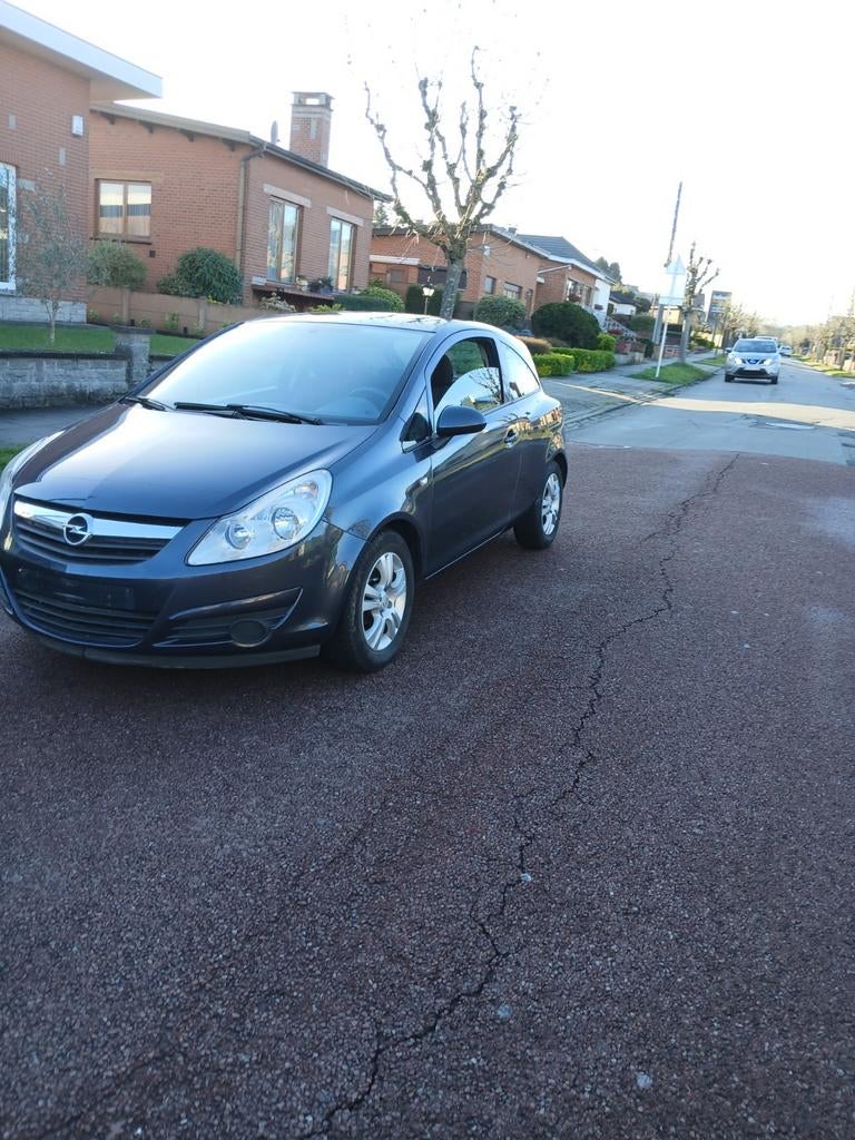 Opel corsa D 1.2cc 2010 essence prêt a immatriculè, Achat, Boîte manuelle, 5 places, Particulier