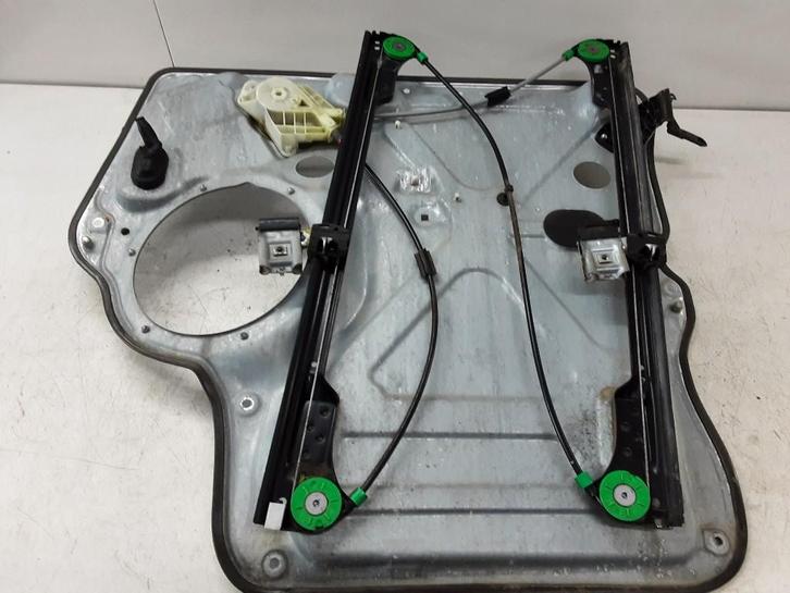 VITRE MECANISME AVANT GAUCHE Transporter T5 (7E0837729C), Autos : Pièces & Accessoires, Vitres & Accessoires, Volkswagen, Utilisé