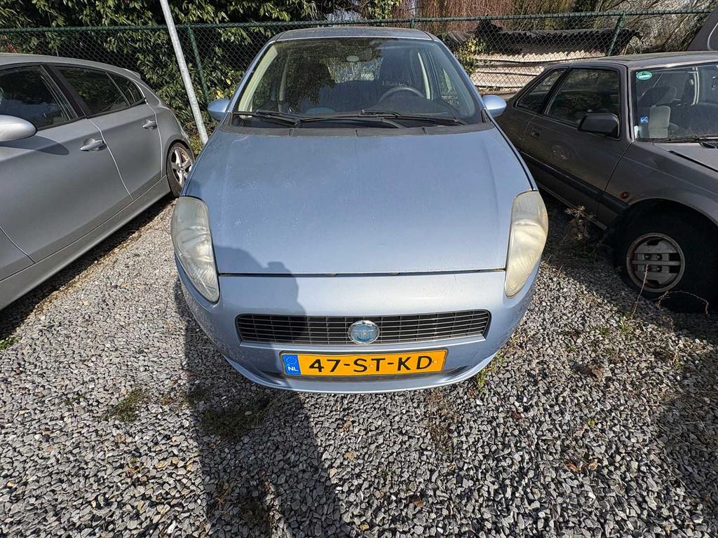 Fiat - Grande Punto - 1.4-16V Dynamique - Voiture - 2006, Achat, Entreprise, Grande Punto, MPV ou Monospace
