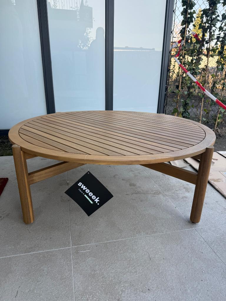 Nieuwe lage tafel voor lounge van sweeek., Tuin en Terras, Tuintafels, Ophalen, Nieuw, Rond, Hout