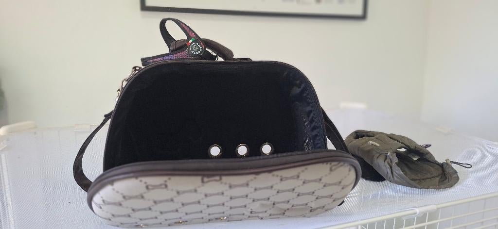 Bench plus draagtas hond, Dieren en Toebehoren, Ophalen, Zo goed als nieuw