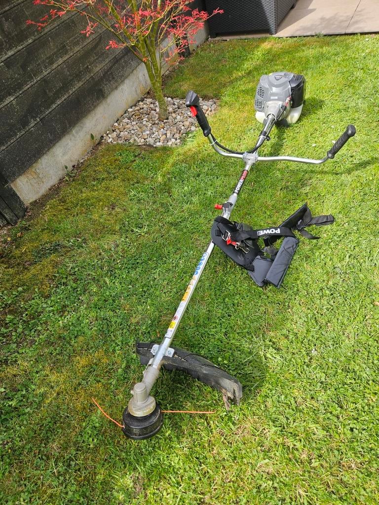 Débroussailleuse powerplus, Jardin & Terrasse