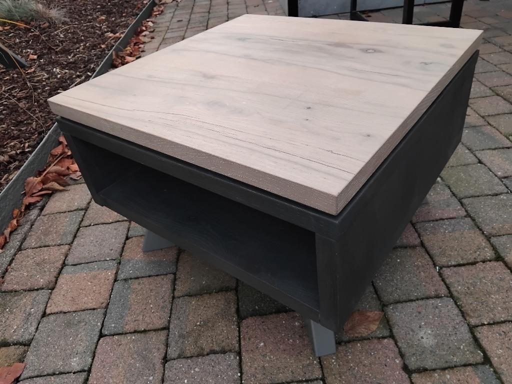 salontafel dik hout vierkant, Ophalen, Gebruikt, Vierkant