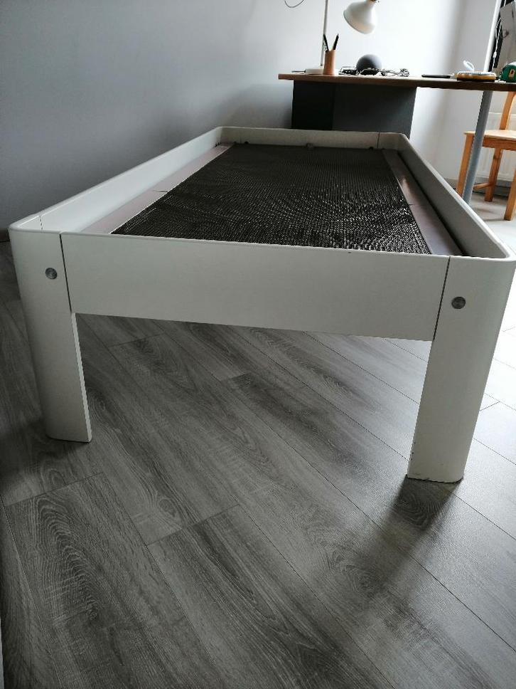 lit d'une personne, Maison & Meubles, Chambre à coucher | Lits, Utilisé, Une personne, 90 cm, 200 cm, Bois, Blanc, Réglable, Enlèvement