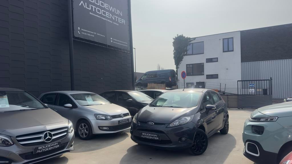 Ford Fiesta 1.2Benzine 2012 150.xxxkm Beginnerswagen, Voorwielaandrijving, Stof, Zwart, Handgeschakeld