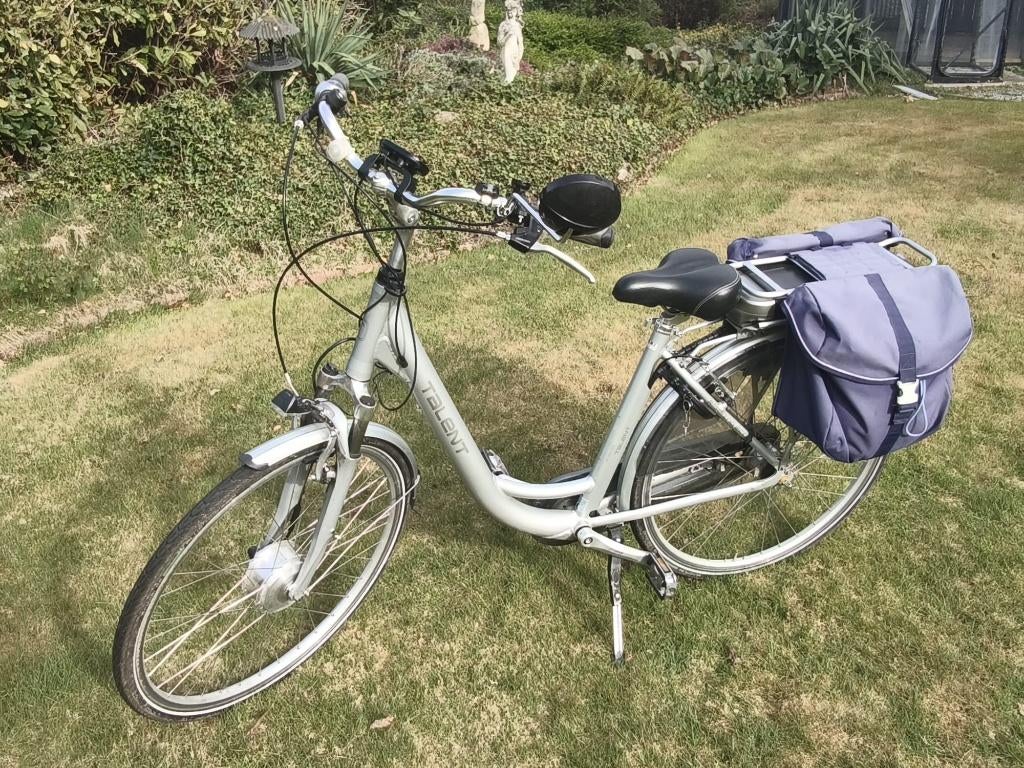 Mooie elektrische fiets, Vélos & Vélomoteurs, Vélos électriques, Comme neuf, Autres marques, 50 km par batterie ou plus, Enlèvement