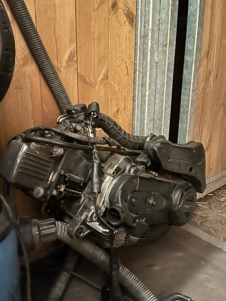 Piaggio zip 80cc blok, Ophalen, Zo goed als nieuw, Blok