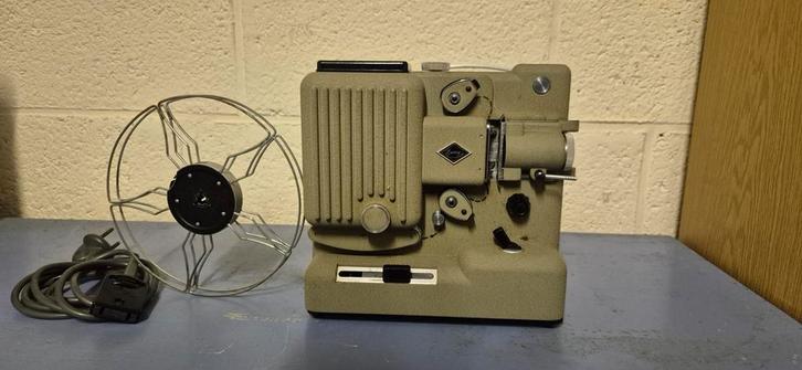 Anciens Projecteurs cinema pour collection, Collections, Appareils photo & Matériel cinématographique, Projecteur, Enlèvement