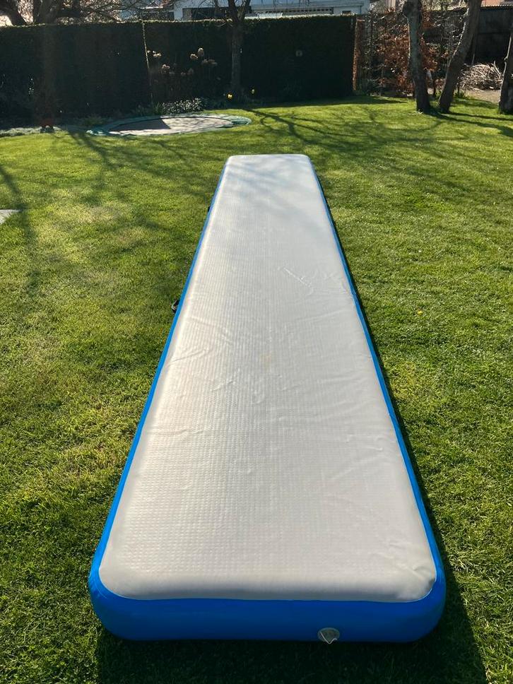 vidaXL Gymnastiekmat opblaasbaar 600x100x10 cm PVC blauw, Sports & Fitness, Gymnastique, Comme neuf, Bleu, Enlèvement