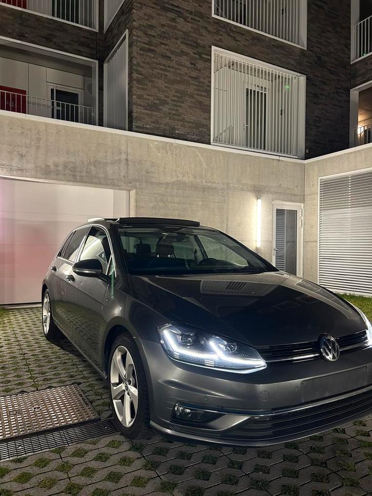 VW GOLF 7.5 JOIN | BENZINE | AUTOMAAT | PANO | VOL OPTIES !, Auto's, Volkswagen, Particulier, Golf, ABS, Achteruitrijcamera, Adaptieve lichten