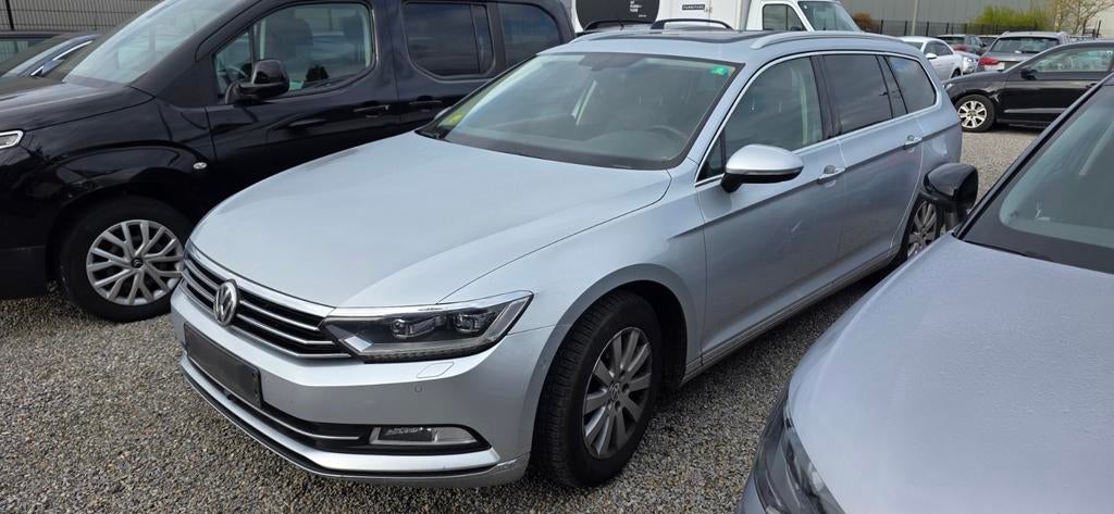 VW Passat 2.0TDI Automaat Full Opties  !, Autos, Volkswagen, Cuir, Achat, Entreprise, Entretenue par le concessionnaire