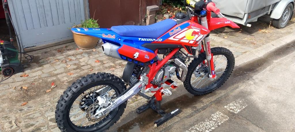 Apollo thunder pitbike 150cc, Fietsen en Brommers, Brommers | Crossbrommers, Ophalen of Verzenden