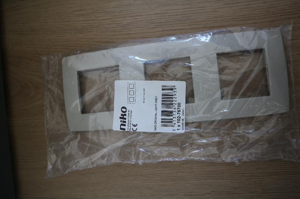 Niko original light grey, Doe-het-zelf en Bouw, Ophalen, Nieuw