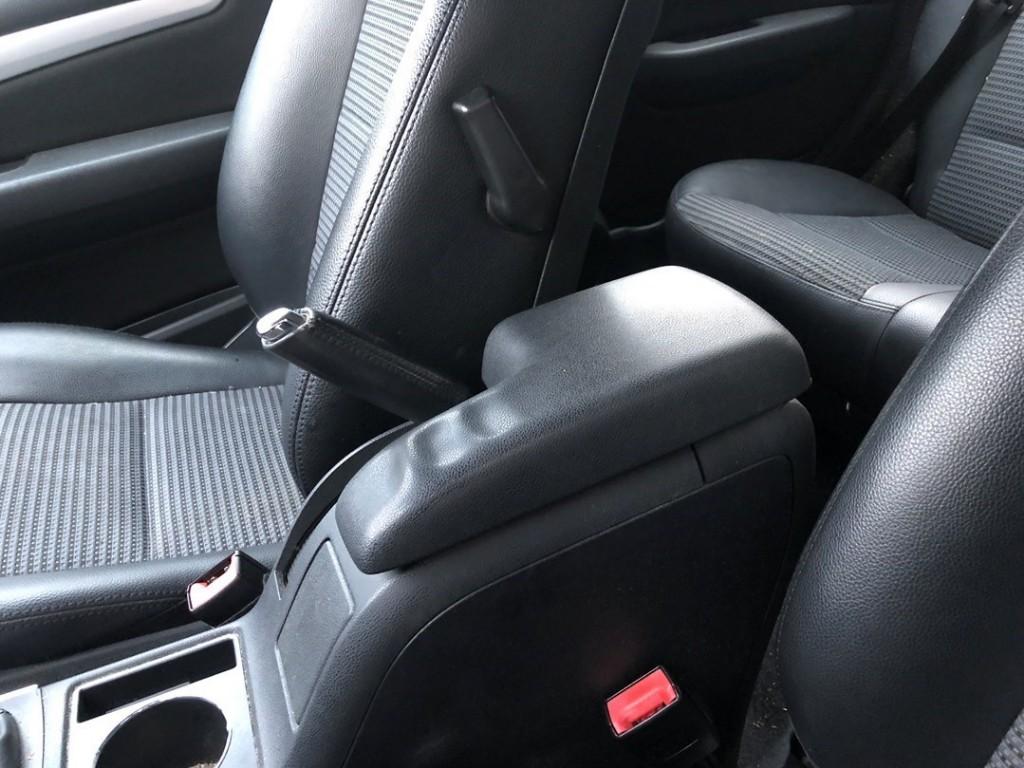 ACCOUDOIR CENTRAL Mercedes-Benz A (W169) (01-2004/06-2012), Utilisé, Mercedes-Benz