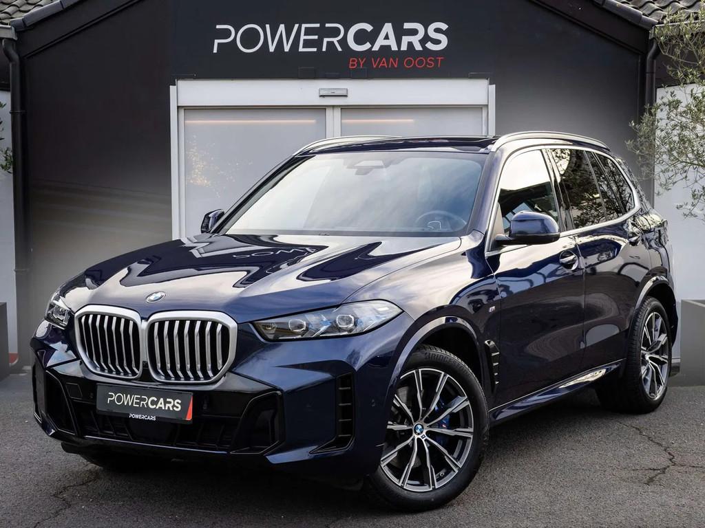 BMW X5 xDrive40i | M SPORT | PANO | SOFTCLOSE (bj 2024), Auto's, Automaat, Gebruikt, Blauw, 5 deurs