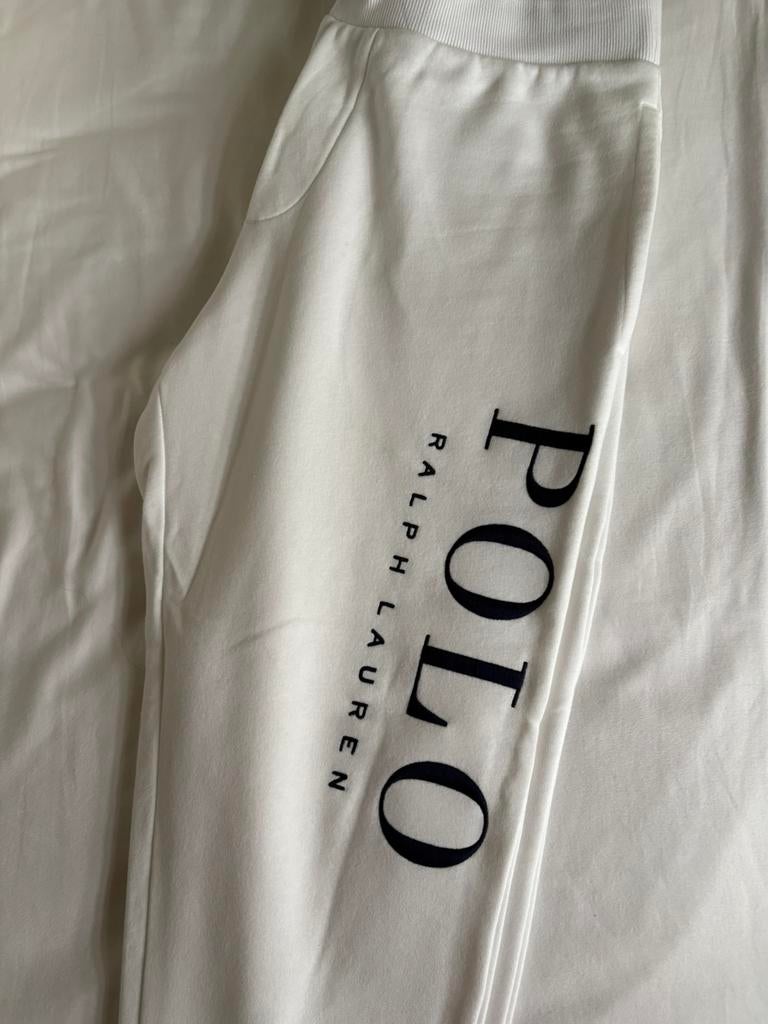 Jogging Ralph Lauren taille M original, Sports & Fitness, Course, Jogging & Athlétisme, Enlèvement, Neuf, Vêtements, Autres marques