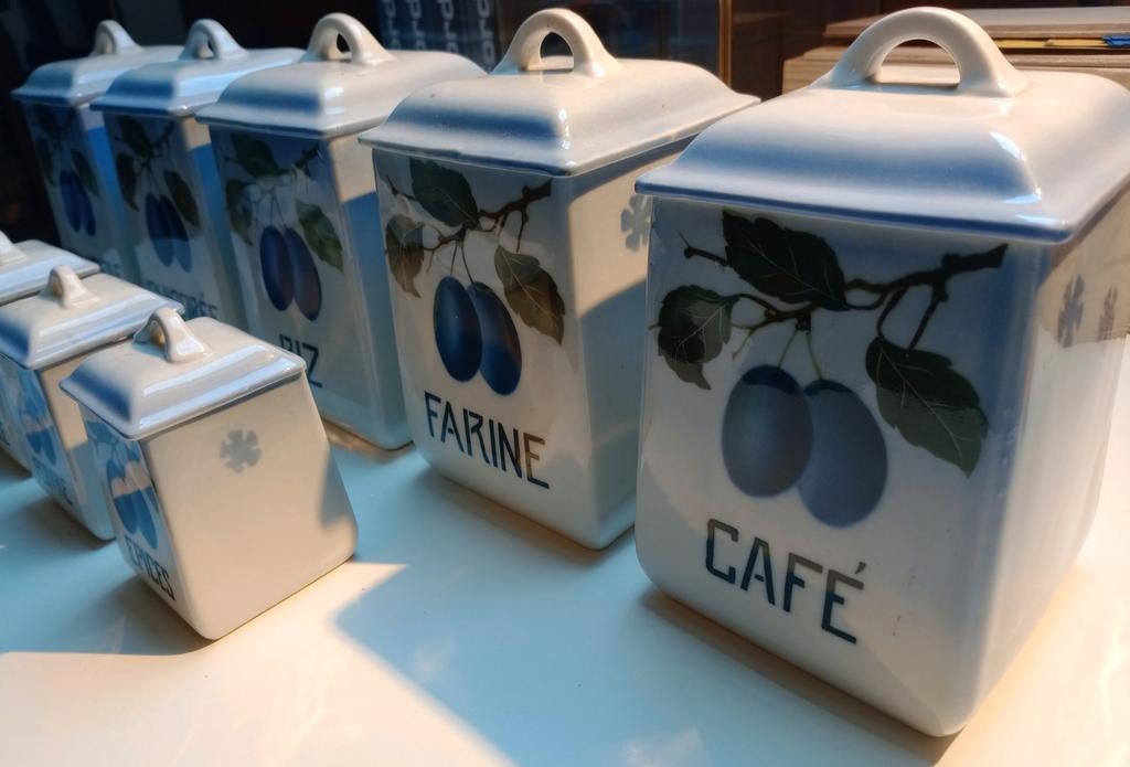 Decoratieve keukenpotten., Ophalen