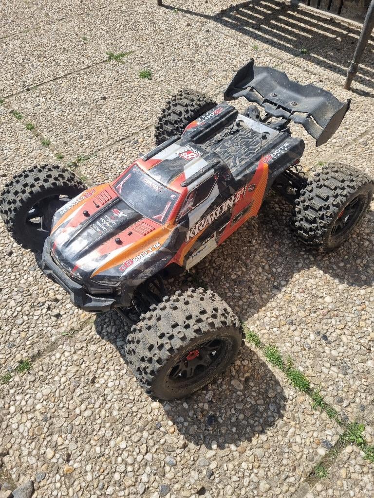 Arrma kraton 8s max5 800kv, Hobby en Vrije tijd, Modelbouw | Radiografisch | Auto's, Gebruikt, Auto offroad, Elektro, Overige schalen