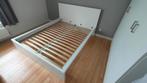 Tweepersoonsbed Malm inclusief lattenbodems, Comme neuf, Enlèvement, IKEA, 200 cm