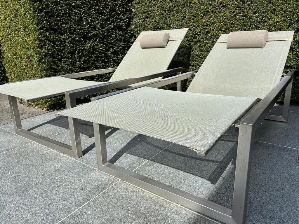 Royal Botania NINIX ligbedden - 2 stuks, Tuin en Terras, Ligbedden, Ophalen, Gebruikt, Rvs, Verstelbaar