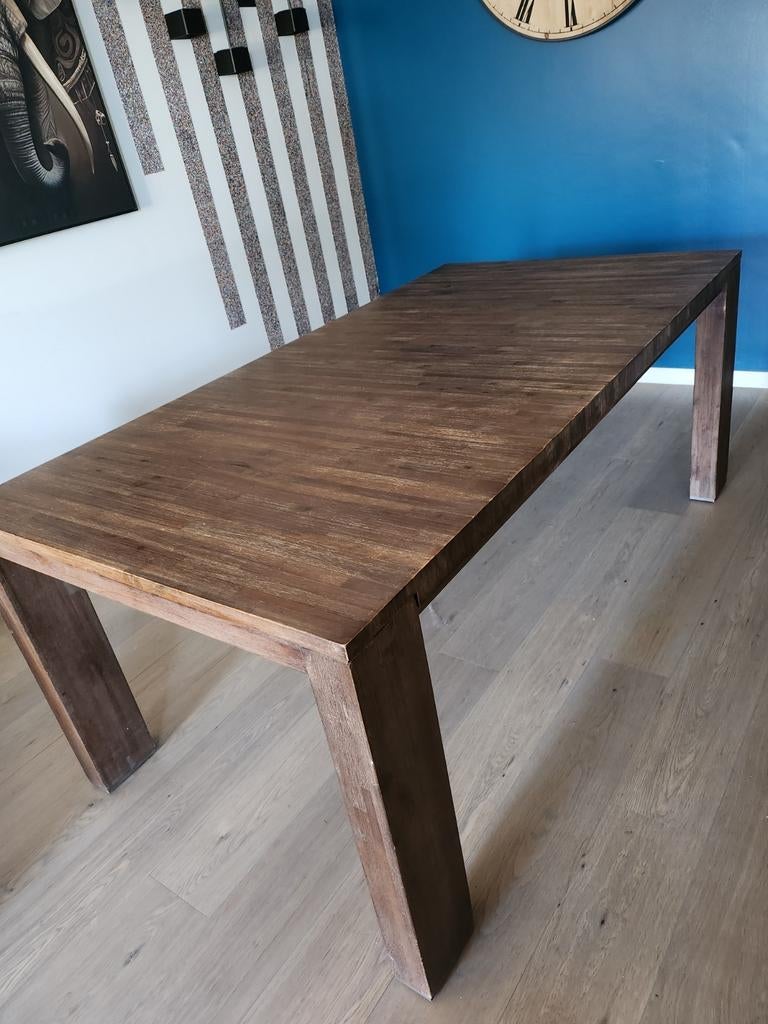 Tafel henders&hazel bieden, Ophalen