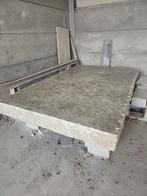 Plaque de marbre : 2,5 m x 1,7 m x 22.5 cm, Enlèvement