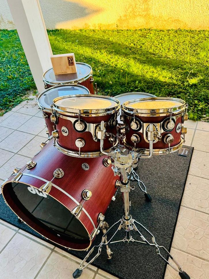 Dw collector purple core hybrid shells ltd edition, Muziek en Instrumenten, Drumstellen en Slagwerk, Zo goed als nieuw, Overige merken