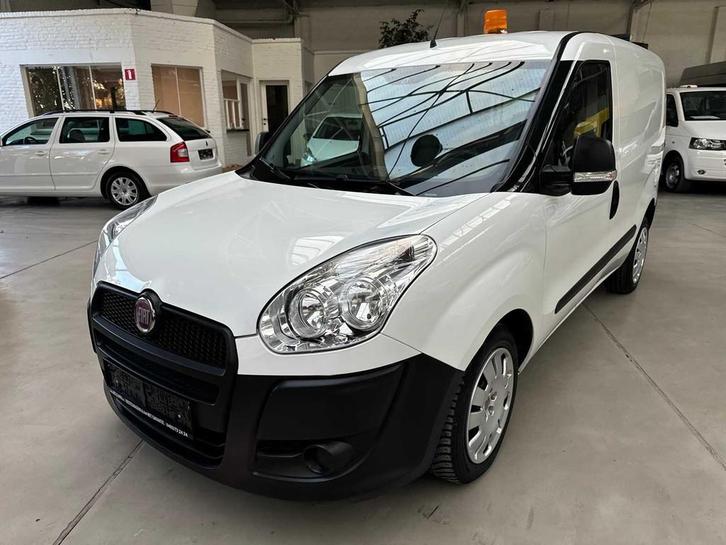 Fiat Doblo 1.3 Diesel 2012, Autos, Camionnettes & Utilitaires, Entreprise, Fiat, Diesel, Euro 5, Boîte manuelle, Occasion