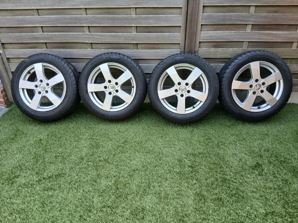 4 SEIZOENSBANDEN MET 4 VELGEN 16 INCH, Auto diversen, Overige Auto diversen, Ophalen