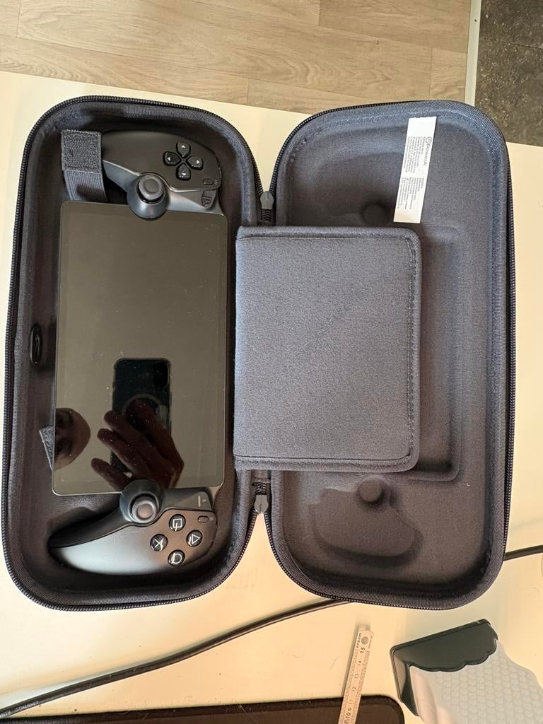 PS Portal zwart nieuw + hoesje, Ophalen, Zo goed als nieuw