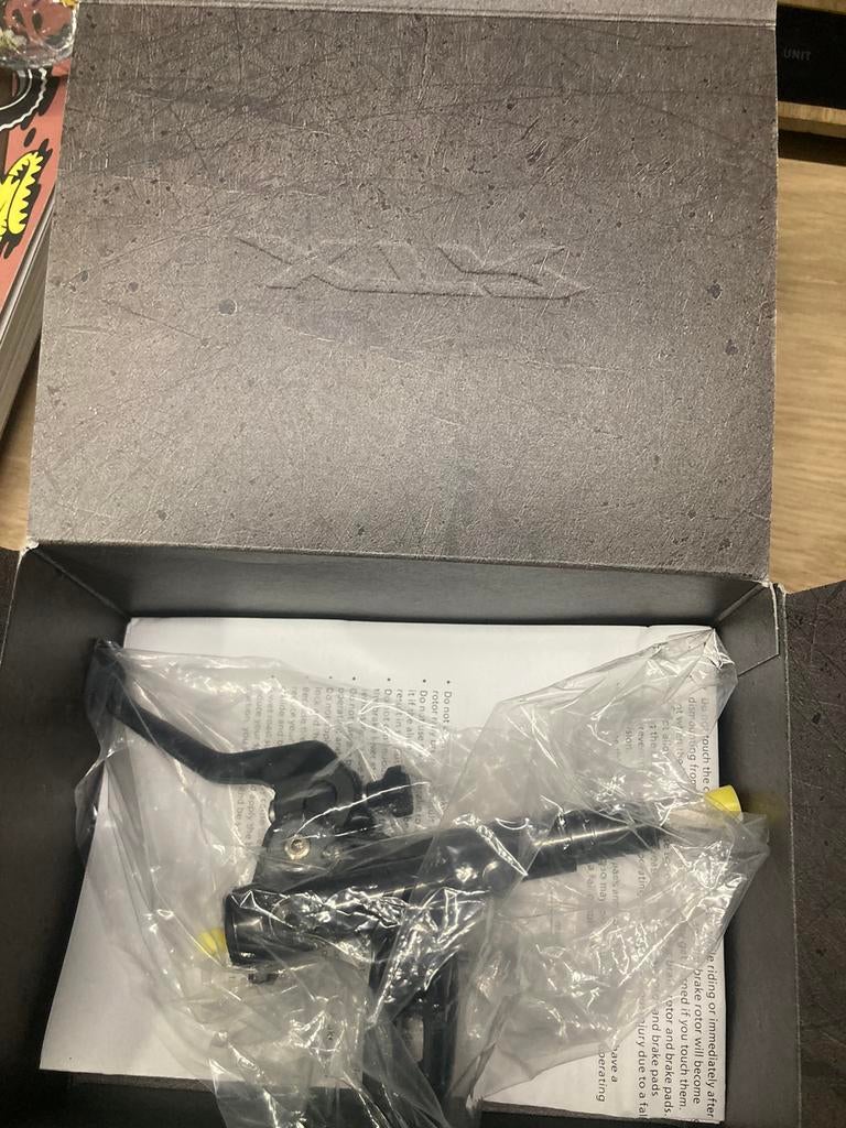 MTB onderdelen, Ophalen, Zo goed als nieuw