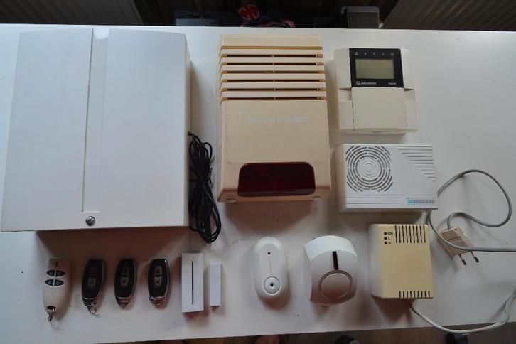 Jablotron Oasis 80, Bricolage & Construction, Systèmes d'alarme, Utilisé, Système complet, Fenêtre ou Porte, Sans fil, Télécommande