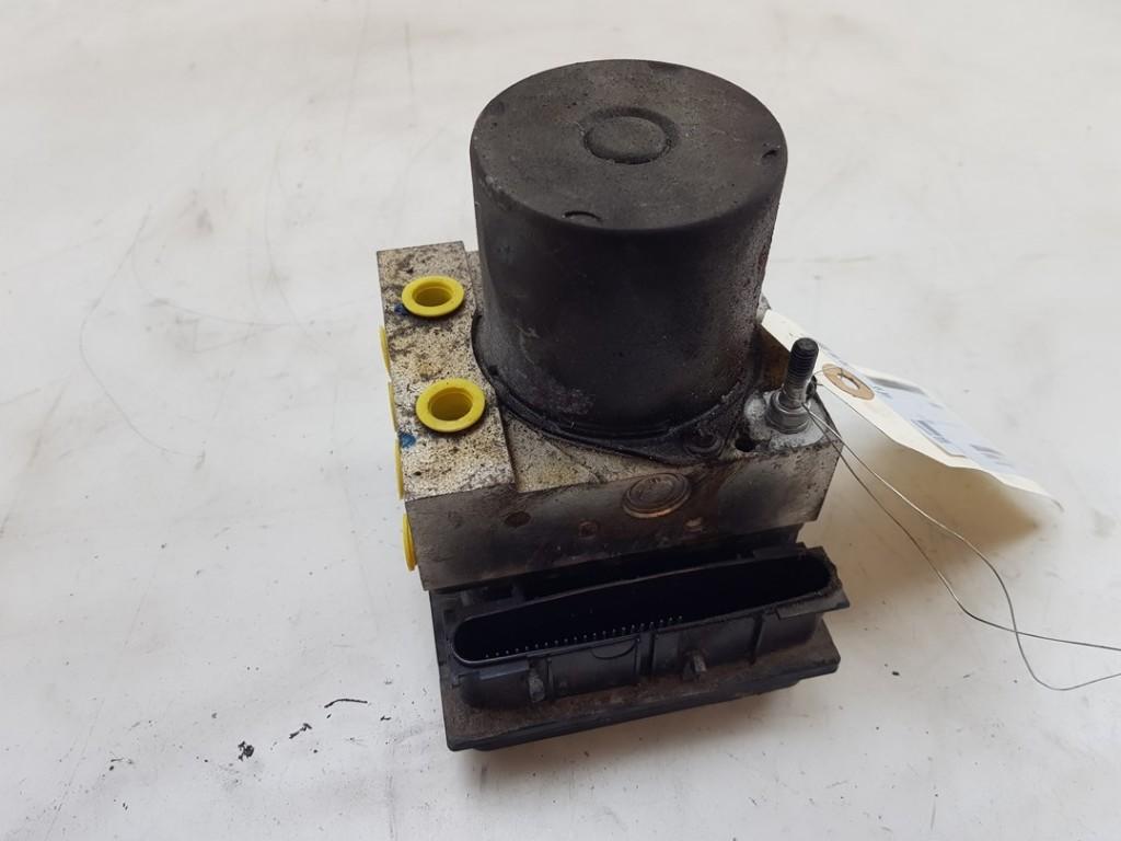 BLOC ABS (FREINS ANTI-BLOCAGE) Opel Tigra Twin Top, Utilisé, Opel