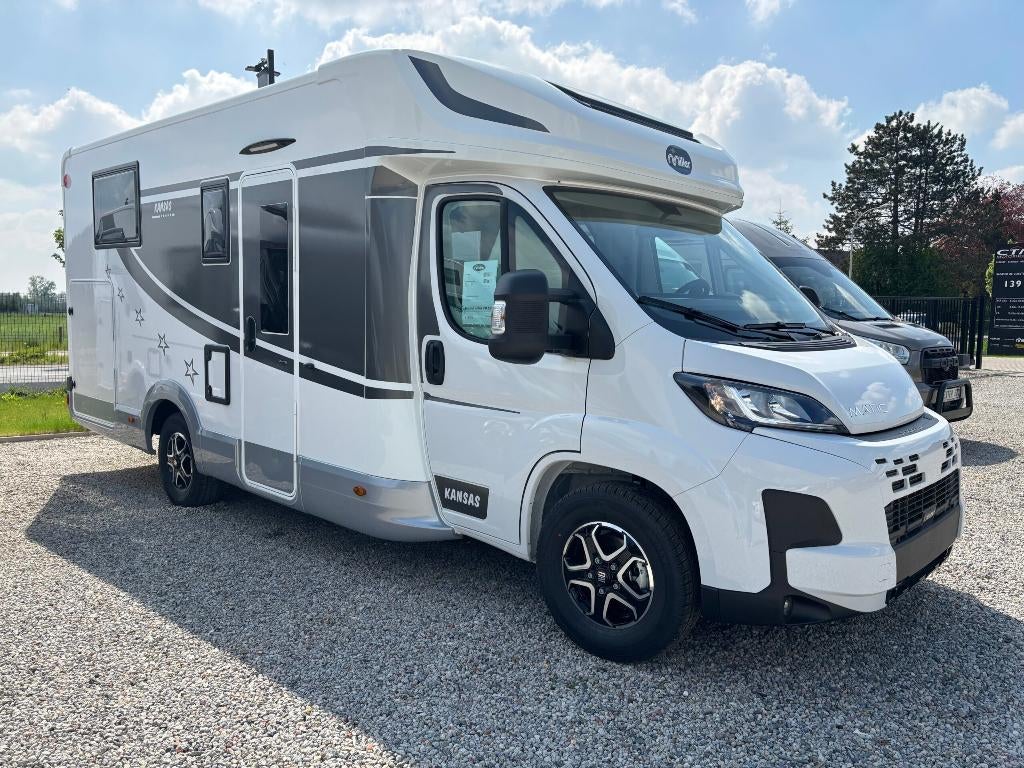 Miller Kansas motorhome te koop – 5 ZP, 5SP, half integraal, Caravans en Kamperen, Overige merken, 6 tot 7 meter, 2 aparte bedden