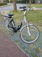 Vélo électrique à moteur central en parfait état, Enlèvement, 50 km par batterie ou plus