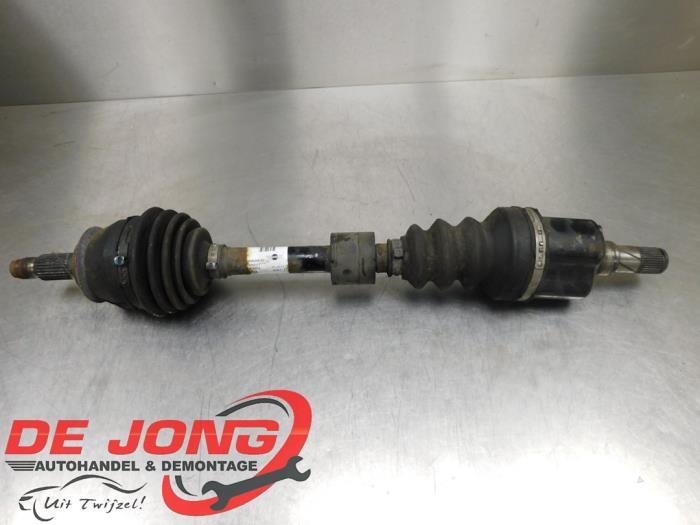 Aandrijfas links-voor van een Mini Clubman, Auto-onderdelen, Remmen en Aandrijving, Mini, Gebruikt, 3 maanden garantie, Ophalen of Verzenden