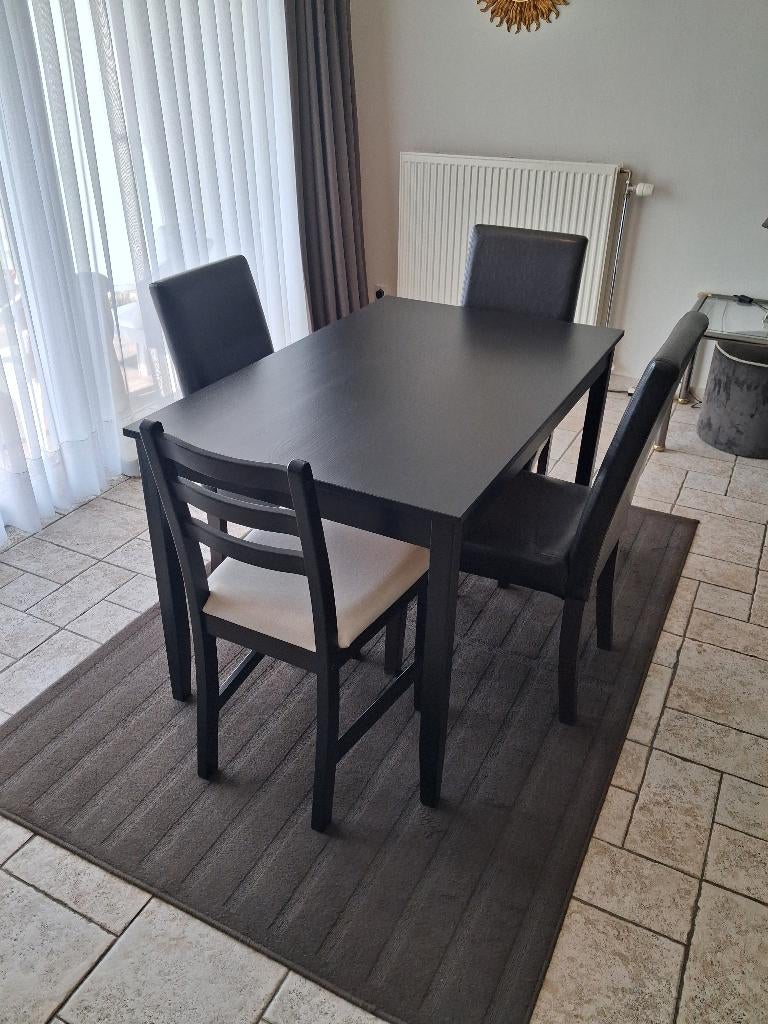 TABLE 4 PERSONNES + 4 CHAISES, Maison & Meubles, 100 à 150 cm, Quatre personnes, Comme neuf, Enlèvement